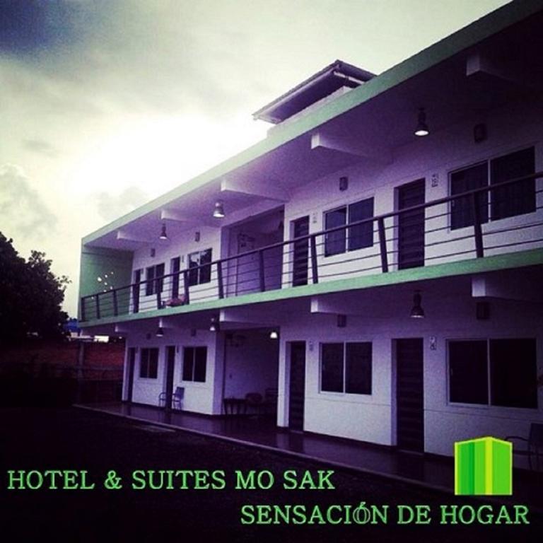 Hotel & Suites Mo Sak 타파출라 외부 사진