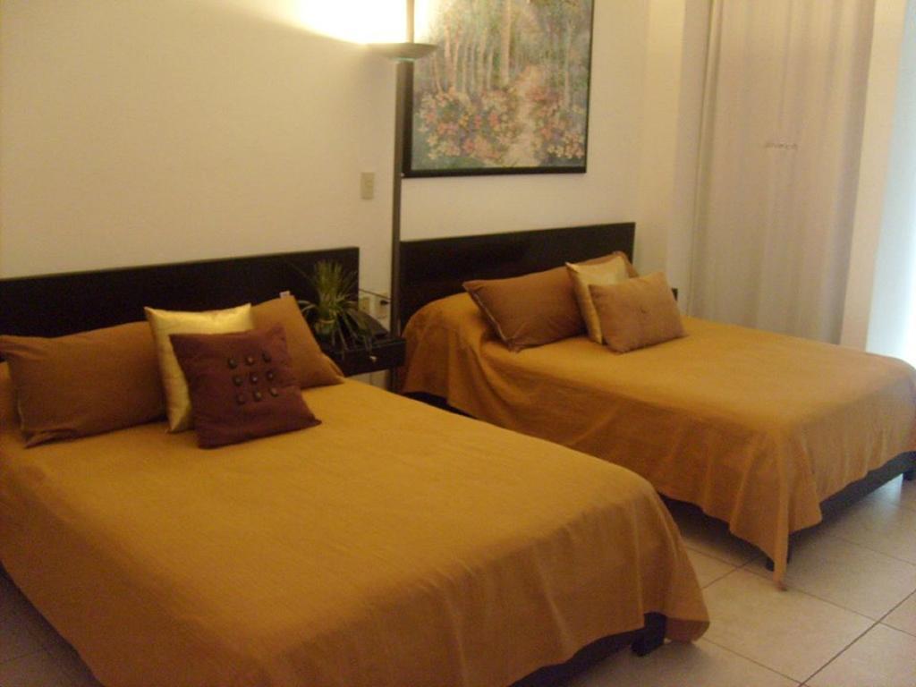 Hotel & Suites Mo Sak 타파출라 외부 사진